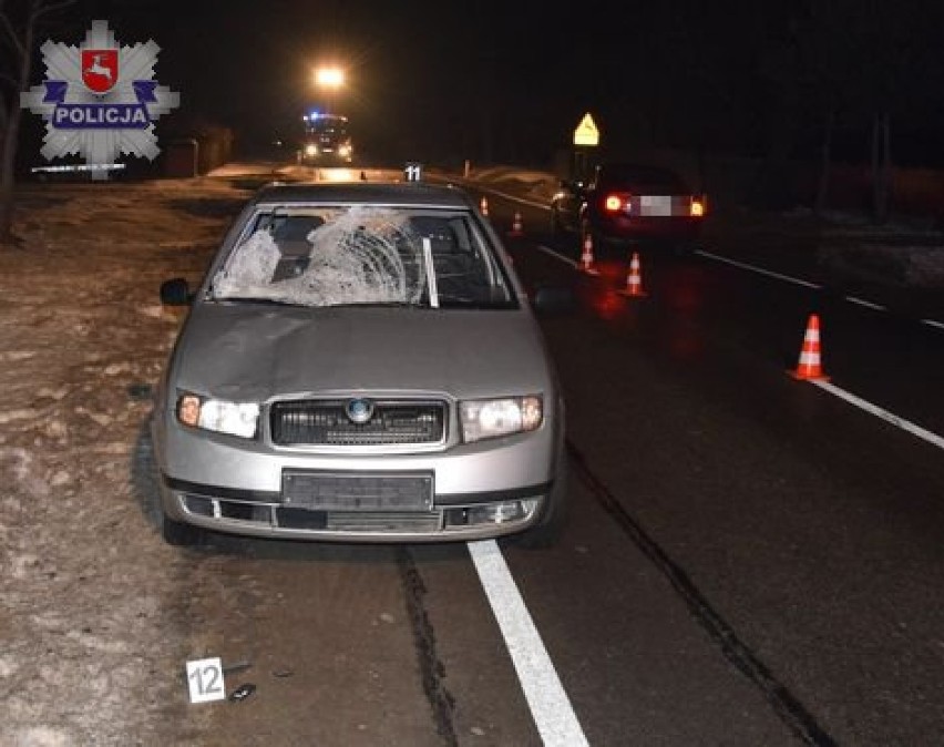 Śmiertelny wypadek w Kocudzy: Kierowca skody potrącił pieszego. 38-latek zmarł w szpitalu