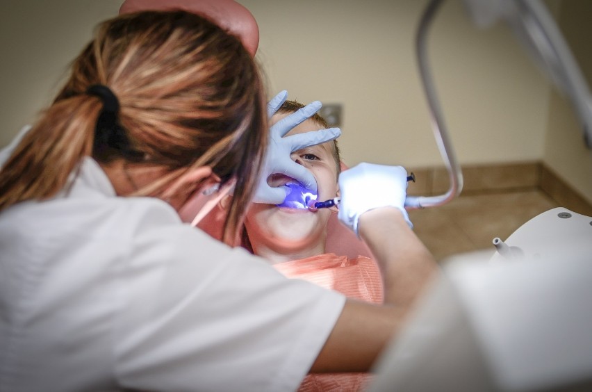 Dentysta

Zwykłe konsultacje niektórzy stomatolodzy oferują...