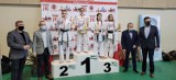 Kolejny złoty medal w Sosnowieckim Klubie Karate. Sylwia Anasz wygrała w kategorii kata kadetek