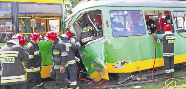 W wypadku, do którego doszło w czerwcu na ulicy Garbary, rannych zostało prawie 40 pasażerów