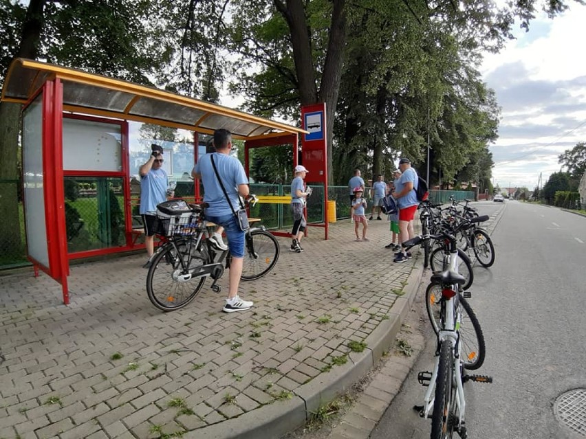 Na nyskie drogi wyjechał "Tour de Trzaskowski". Platforma z rowerów zachęca do głosowania