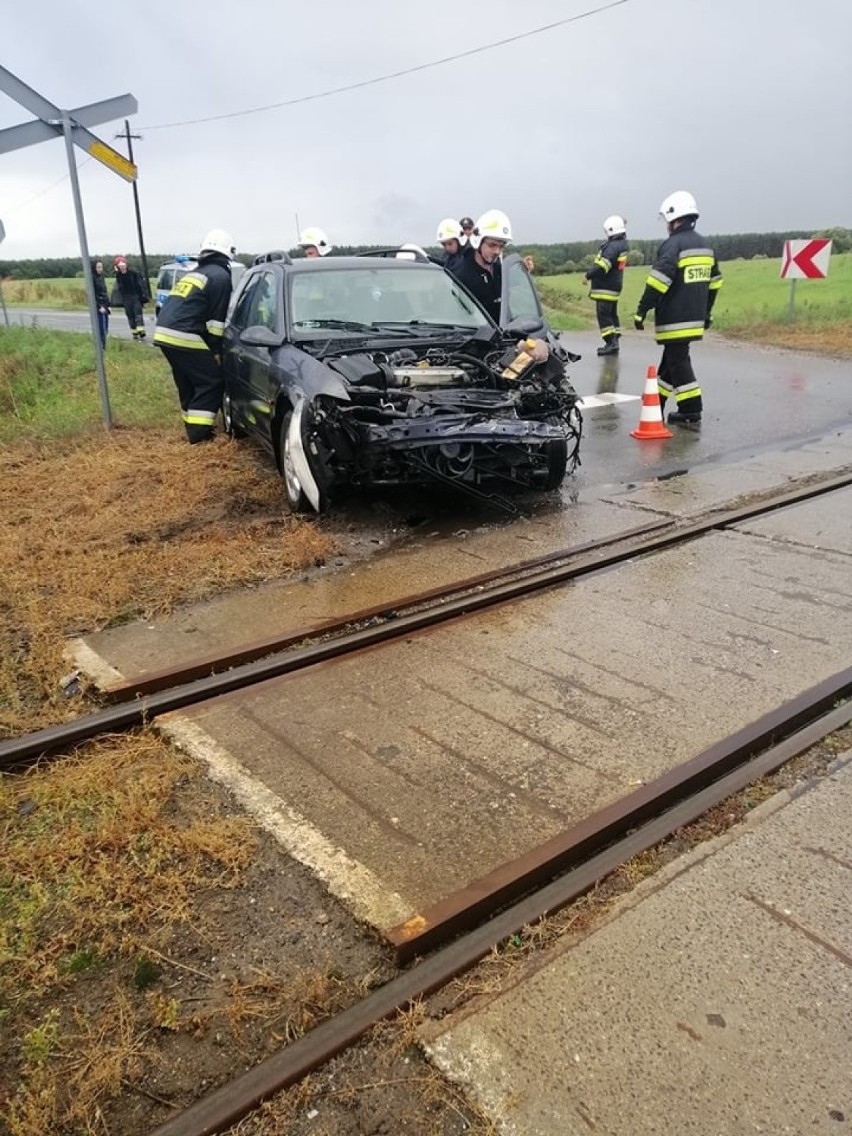 Kierowca opla, który wyjechał wprost pod pociąg, może mówić...