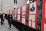 Plenerowa wystawa w szczecineckim Archiwum Państwowym. Skarby polskiego piśmiennictwa 