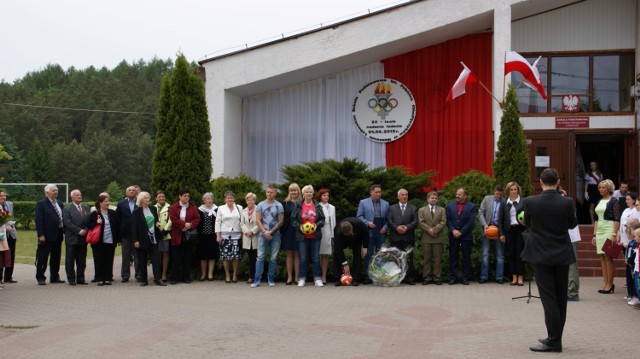 Uroczystość 20-lecia nadania imienia Polskich Olimpijczyków Szkole Podstawowej w Maszewie Lęborskim
