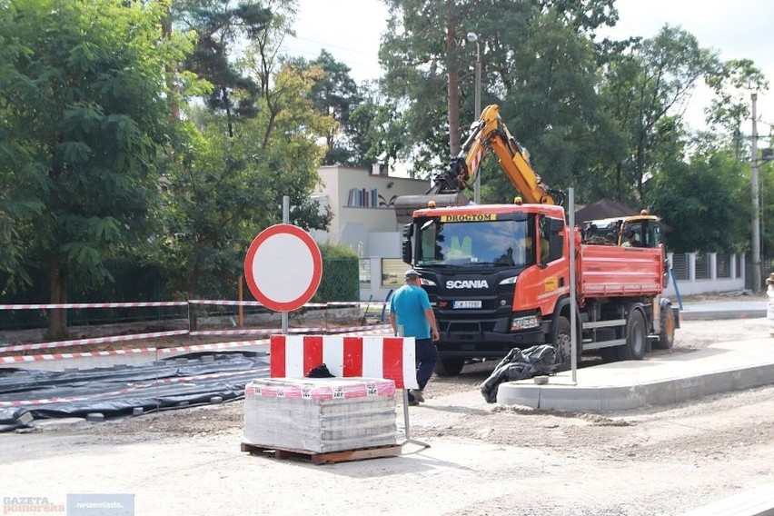 Prace na alei Jana Pawła II we Włocławku prowadzone są od...