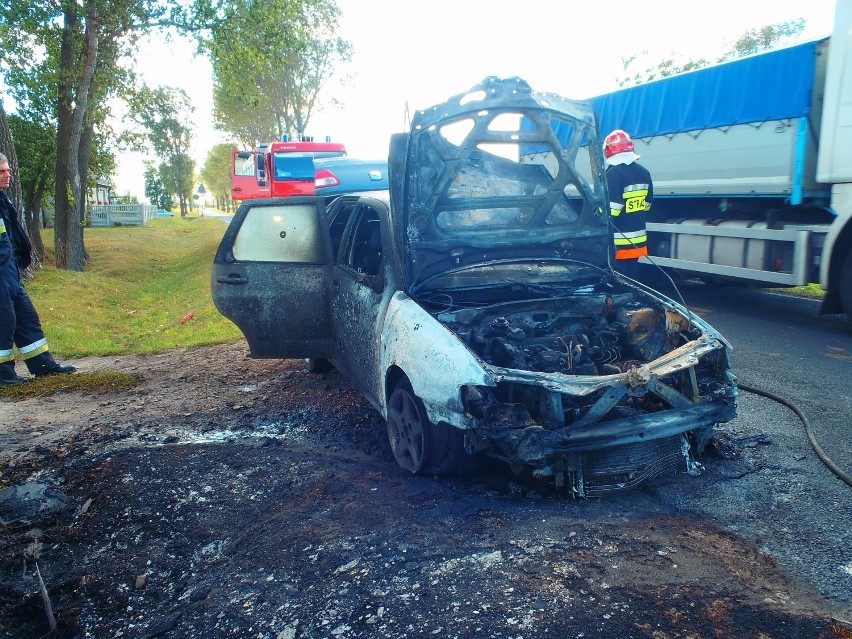 Pożar samochodu osobowego w Tomaszewie