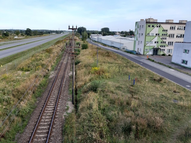 Widok na teren przyszłego przystanku w Bugnie