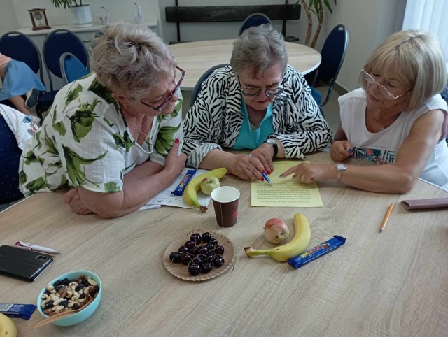 Bezpłatne zajęcia dla seniorów w Jedlinie - Zdroju. W przyszłym tygodniu spotkania z dietetyczką i psychlożką