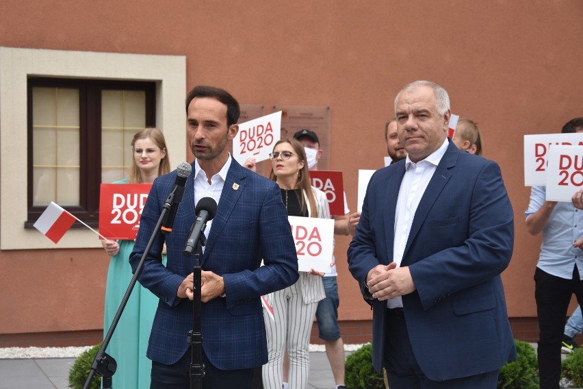 Jacek Sasin w Rypinie: głosujcie na Andrzeja Dudę. Mieszkańcy podzieleni [zdjęcia, wideo]