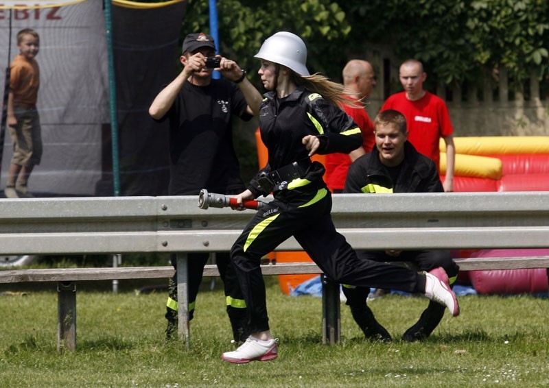 Legnica: Strażacy OSP walczyli w zawodach (ZDJĘCIA)