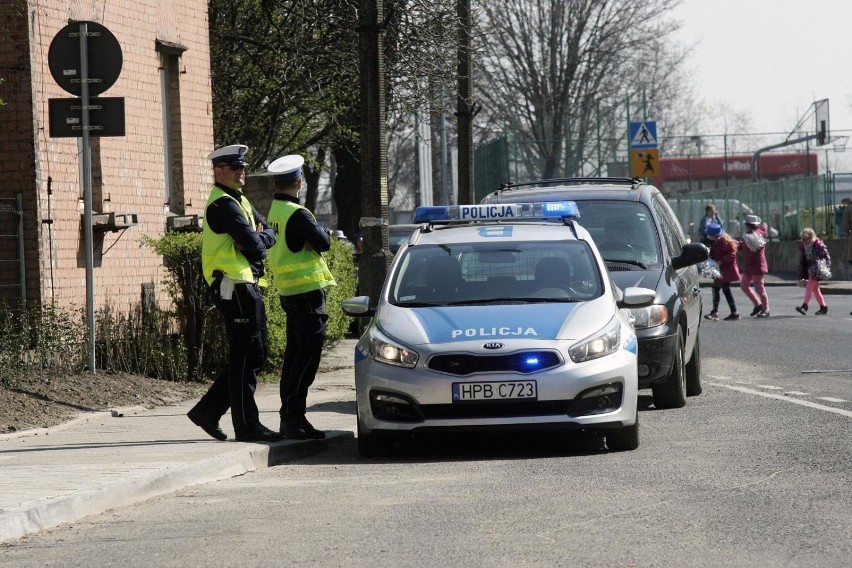 Podczas kontroli policja będzie  mogła parkować w miejscach...