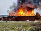 Ogromny pożar stodoły w miejscowości Lubień. Na miejscu działało sześć zastępów straży! 