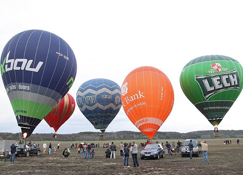 Balonowe Zawody Wielkanocne w Grudziądzu w kwietniu 2011...