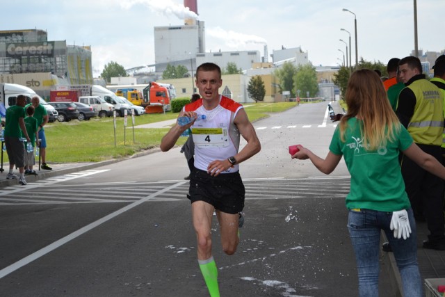 VI Kwidzyński Bieg Papiernika - zdjęcia z trasy (między 7 a 9 km)