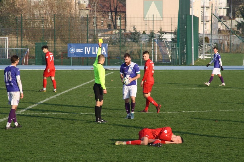 Warta Międzychód została rozgromiona w Tarnowie Podgórnym na...