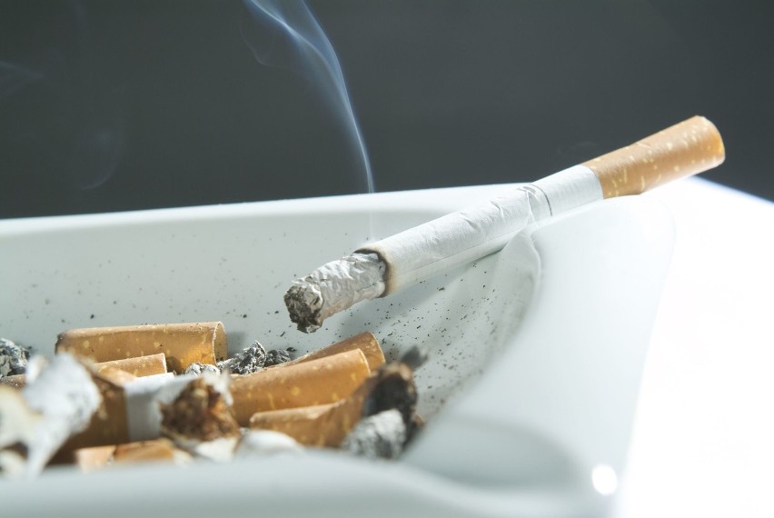 Palenie papierosów ma negatywny wpływ na popęd seksualny, a...