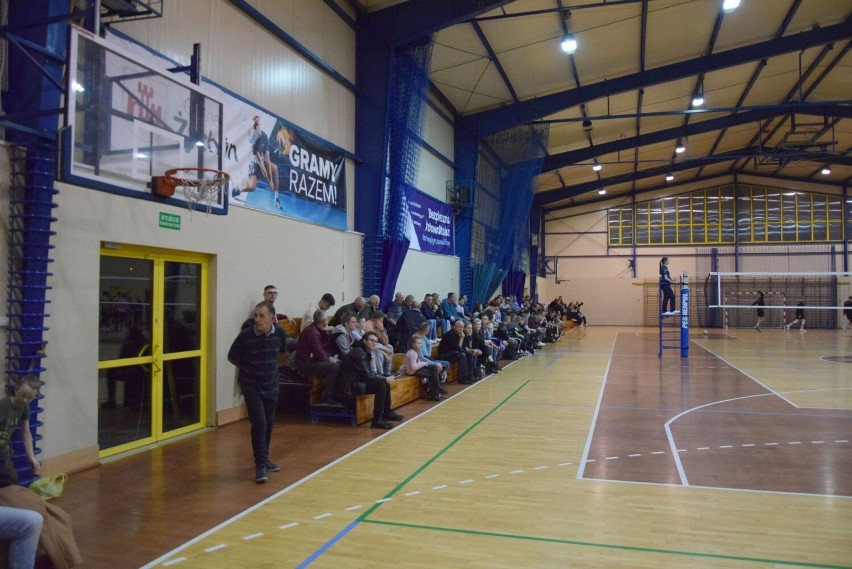 Prawdziwą siatkarską ucztę zafundowali kibicom siatkarze klubów Volley Team Żychlin i KS Volley Radomsko