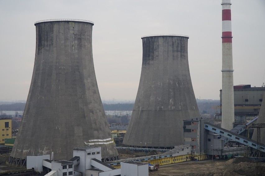 Chłodna kominowa Elektrowni Łagisza została wyburzona