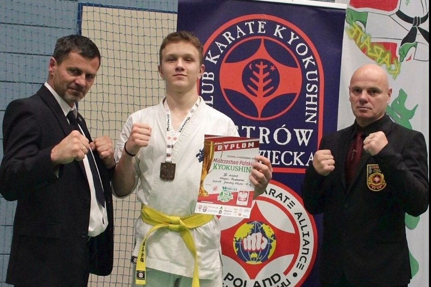 Ostrowski Klub Karate Kyokushinkai. Kacper Podbielski na podium Mistrzostw Polski