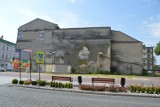 Okropne ściany budynków w Żaganiu! Tam przydałyby się murale! 