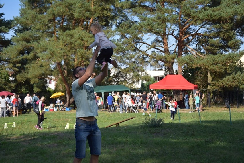 Ponad 4,6 tys. zł w gotówce i kolejnych 1,8 tys. zł w...