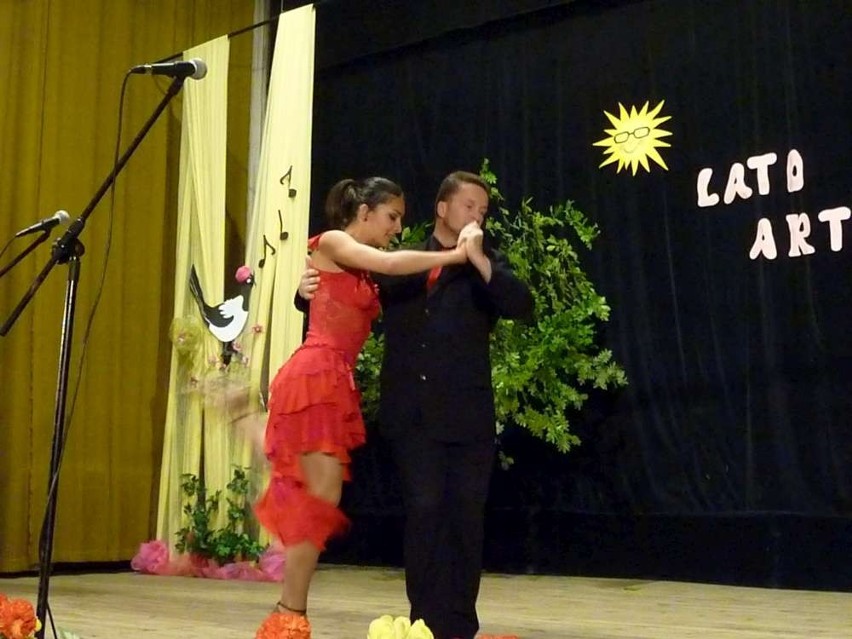 Budzyń: Lato Artystyczne 2012 pod znakiem kabaretu, śpiewu i tańca [FOTO]