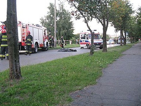 Tragiczny wypadek w Żorach. Dwie kobiety potrącone na przejściu dla pieszych, jedna nie żyje