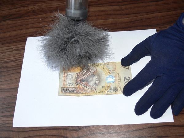 Policja Zduny - Zabezpieczony banknot, który miał być łapówką