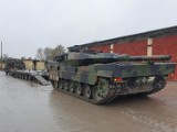 Żołnierze z Opola w akcji. Zobacz, jak nasi logistycy transportują czołgi leopardy!