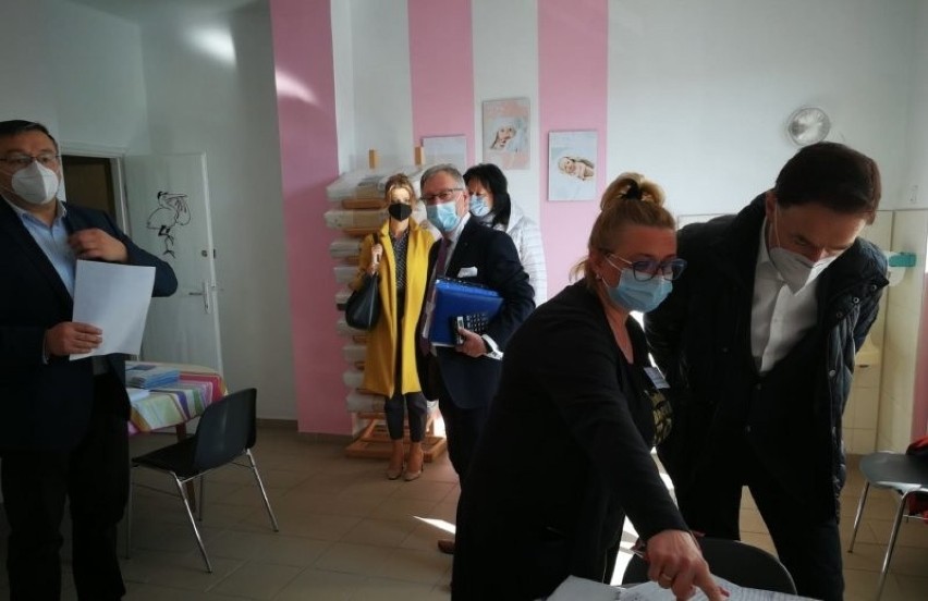 W szpitalu w Lublińcu podano już 5 tys. dawek szczepionki na...