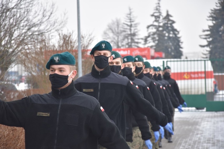 Młodzież z Korpusu Kadetów otrzymała awanse