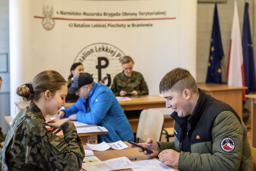 Kolejni ochotnicy rozpoczęli szkolenie w obronie terytorialnej! ZDJĘCIA