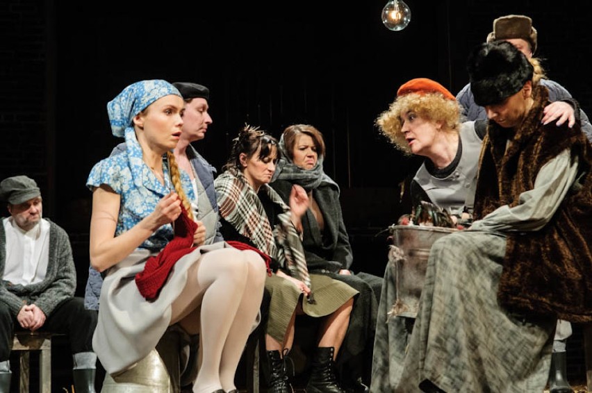 Spektakl "Przedstawienie Hamleta we wsi Głucha Dolna" miał premierę w lutym tego roku.