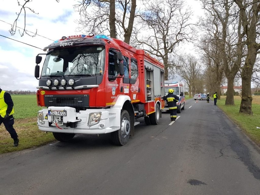 Wypadek pod Maszewem. Dwie osoby trafiły do szpitala