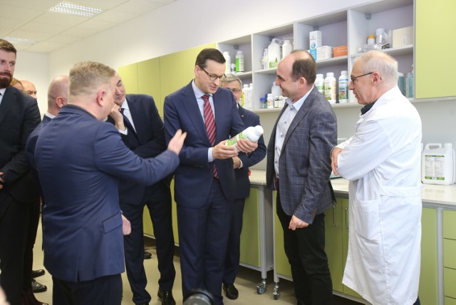 Premier Mateusz Morawiecki gościł w firmie ICB Pharma w Jaworznie