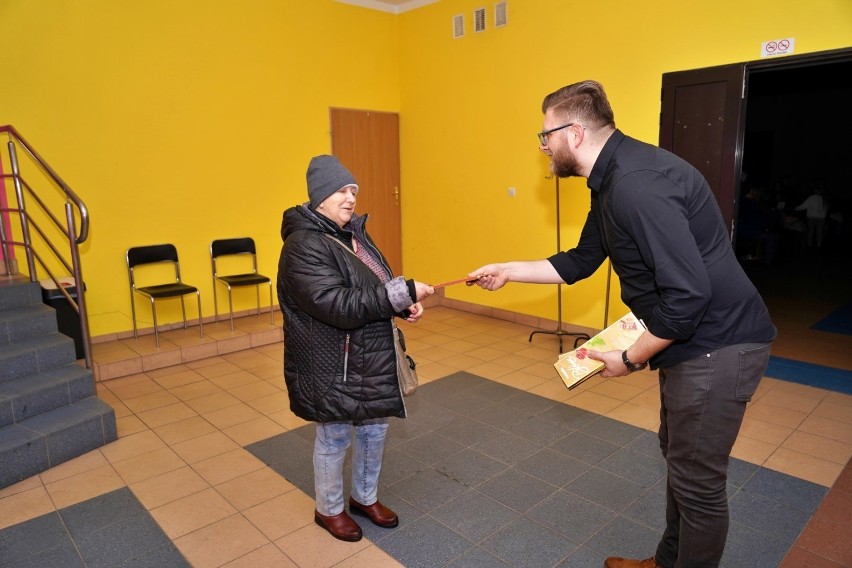 Debrzno. Być kobietą... Spektakl kabaretowy. Część 2