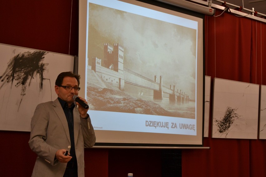 W Tczewie dyskutowano o przebudowie zabytkowego mostu. Opinie są podzielone