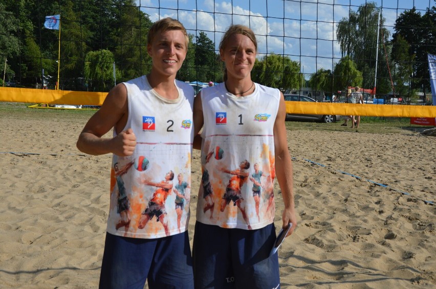 Stanislaw i Tymofiy Onufreychuk wygrywają pierwszy turniej  Miedwie Beach Volley 2023 
