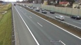 Wypadek na A4 pod Krakowem. Zderzyły się dwie ciężarówki i osobówka [KRÓTKO]