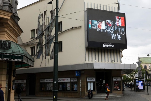 Podziękowanie to pierwsza część akcji Aleksandra Janickiego "Świadectwo - panorama czasu pandemii"