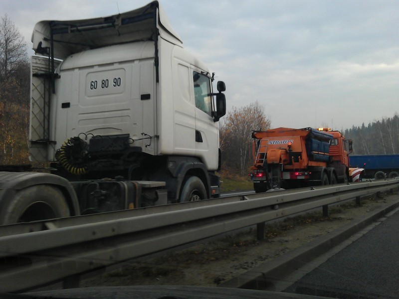 Tir zablokował wjazd do Wałbrzycha