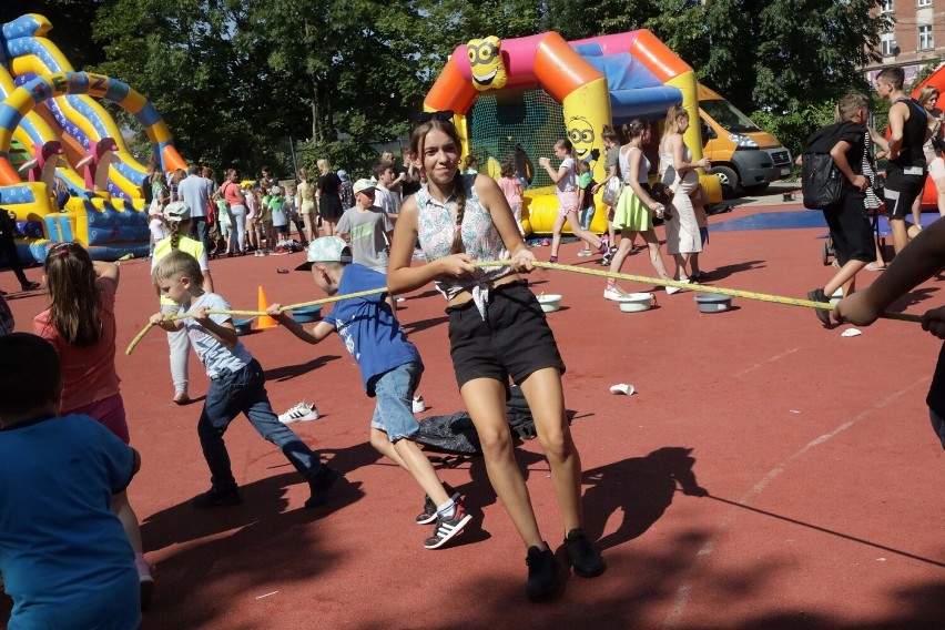 Legnica: Festyn Rodzina na Tak w Szkole Podstawowej nr1, zobaczcie zdjęcia