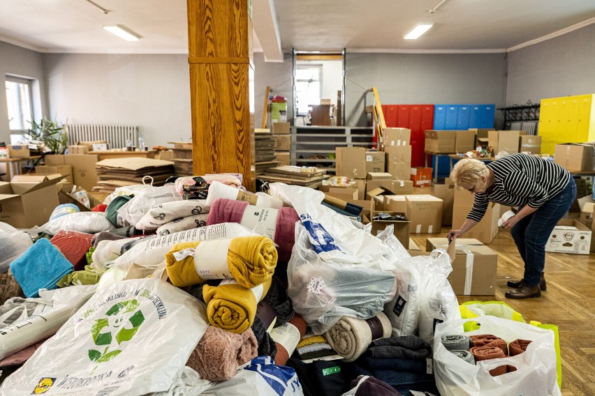 W zabrzańskim Centrum Organizacji Pozarządowych trwa zbiórka darów dla Ukrainy. Zobacz, jak pomóc!