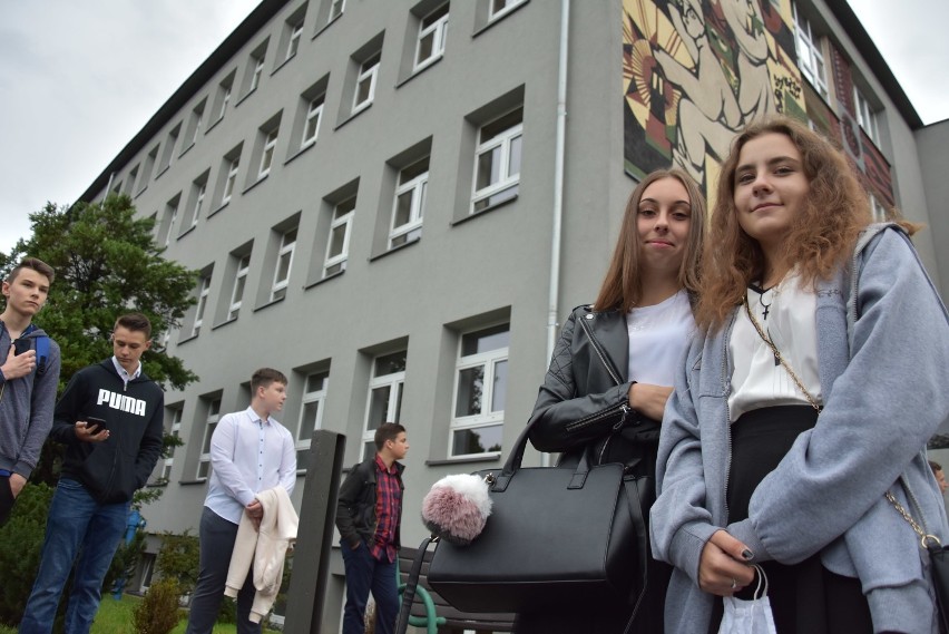 Tygiel rozpoczął rok szkolny. W największej szkole w Rybniku uczy się 1317 uczniów