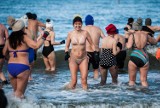 Kąpiel w lodowatym Bałtyku? Morsy przekonują, że to samo zdrowie! [ZDJĘCIA]