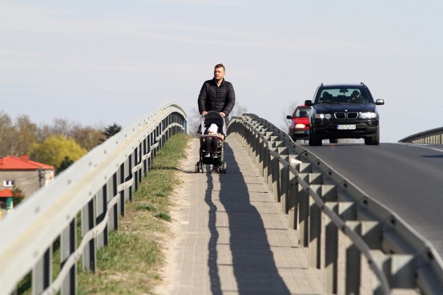 Budowa A1 koło Piotrkowa. Zamknięcie wiaduktów w poniedziałek, 6 maja