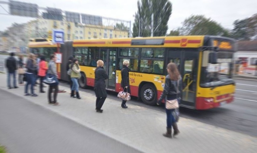 Osoba zakażona miała jechać autobusem od przystanku przy ul....