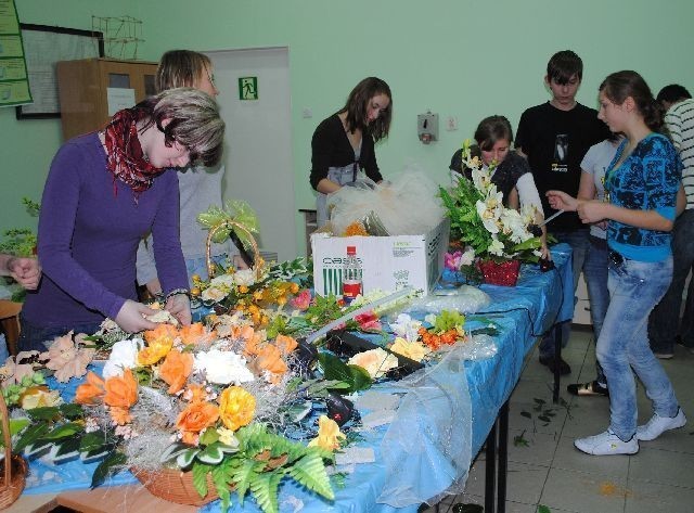 Uczniowie będą mogli wziąć udział m.in. w kursie florystycznym