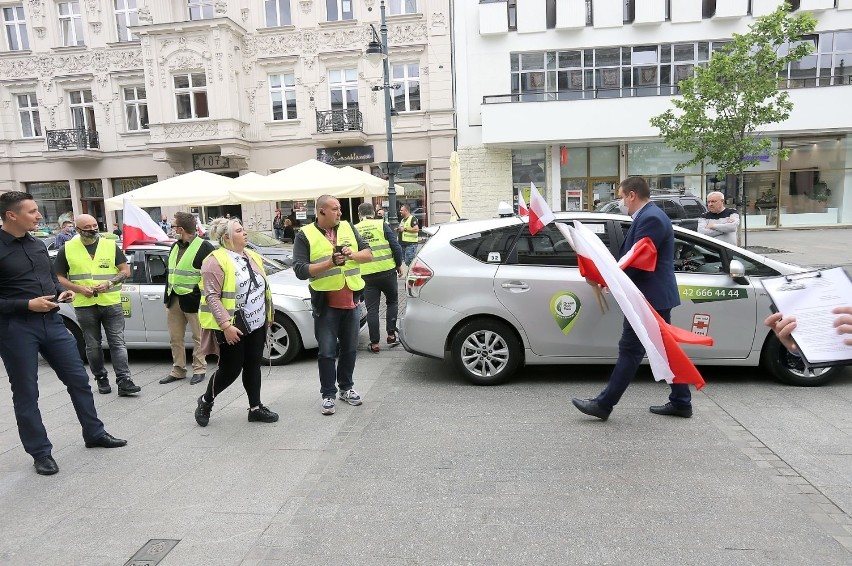 Protest taksówkarzy na Piotrkowskiej przeciwko nielegalnym...