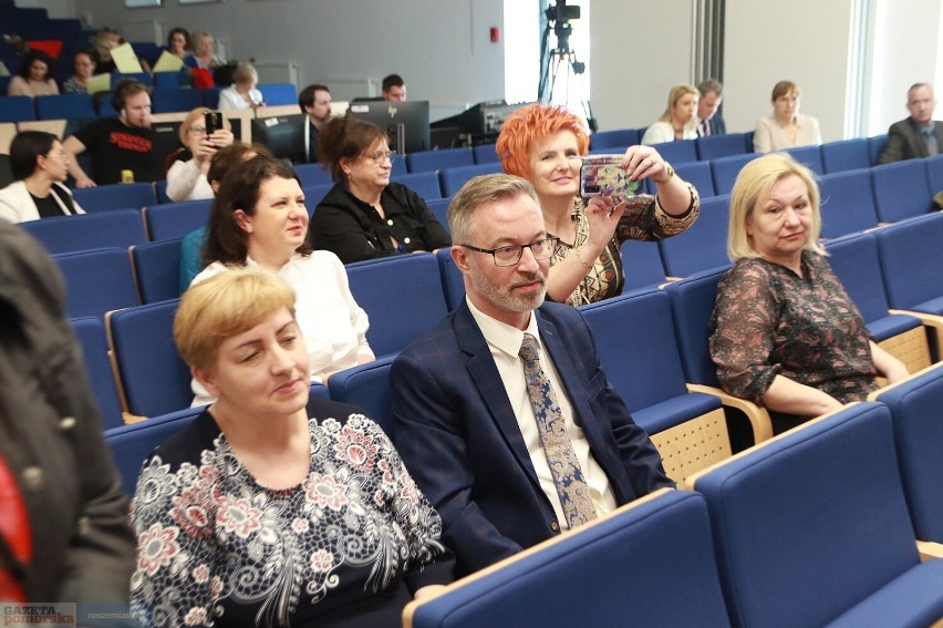 VII Międzynarodowa Konferencja Naukowo-Szkoleniowej pod...